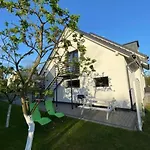 Gemuetliches Mit Garten Und Seeblick By Interhome Apartmán Kołczewo