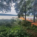 Gemuetliches Mit Garten Und Seeblick By Interhome Apartmán *