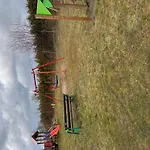 Gemuetliches Mit Garten Und Seeblick By Interhome Apartmán