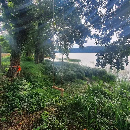Gemuetliches Mit Garten Und Seeblick By Interhome Apartmán *