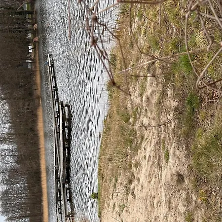 Gemuetliches Mit Garten Und Seeblick By Interhome Apartmán Kołczewo