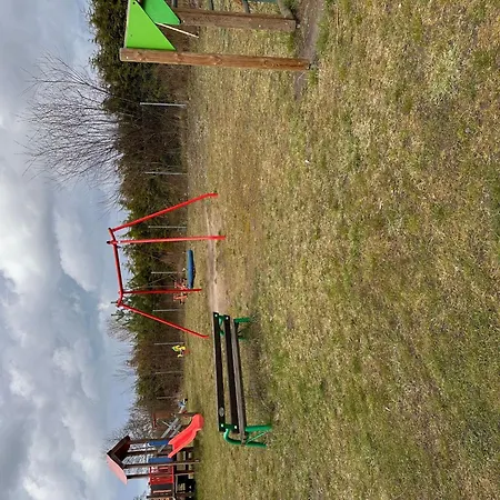 Gemuetliches Mit Garten Und Seeblick By Interhome Apartmán