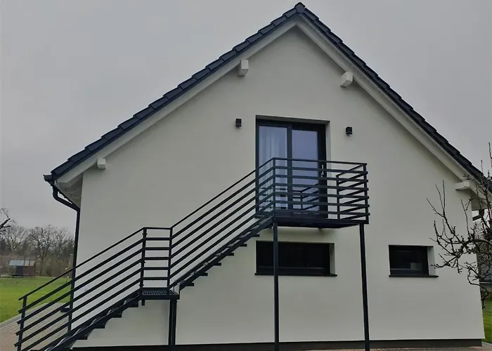 Apartment Gemuetliches Ferienhaus Mit Garten Und Seeblick By Interhome Appartement Kołczewo