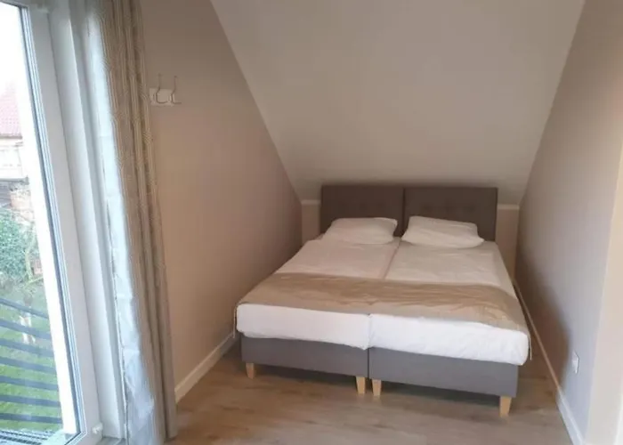 Apartment Gemuetliches Ferienhaus Mit Garten Und Seeblick By Interhome Kołczewo