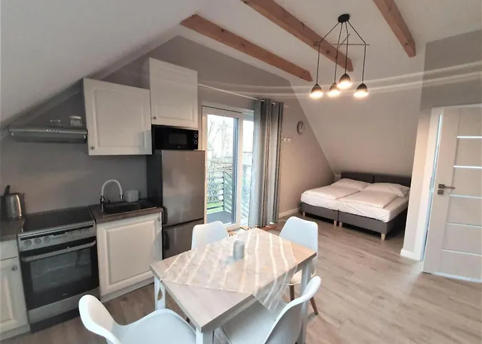 Apartment Gemuetliches Ferienhaus Mit Garten Und Seeblick By Interhome Appartement