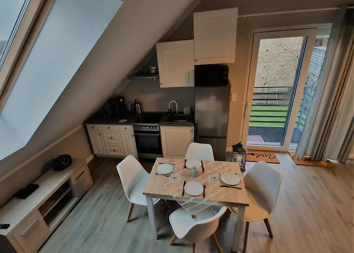 Apartment Gemuetliches Ferienhaus Mit Garten Und Seeblick By Interhome Appartement Kołczewo