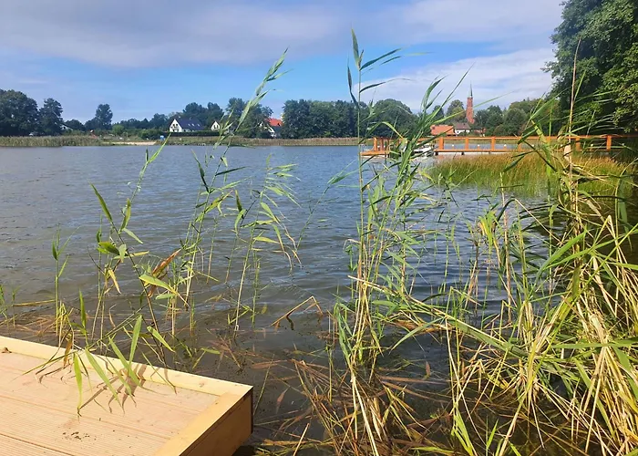Apartment Gemuetliches Ferienhaus Mit Garten Und Seeblick By Interhome Appartement Kołczewo